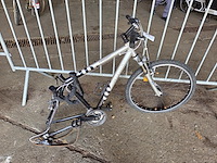 1 fiets - afbeelding 1 van  3