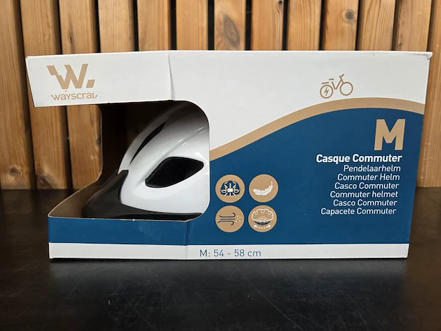 1 fietshelm wit medium - afbeelding 1 van  8