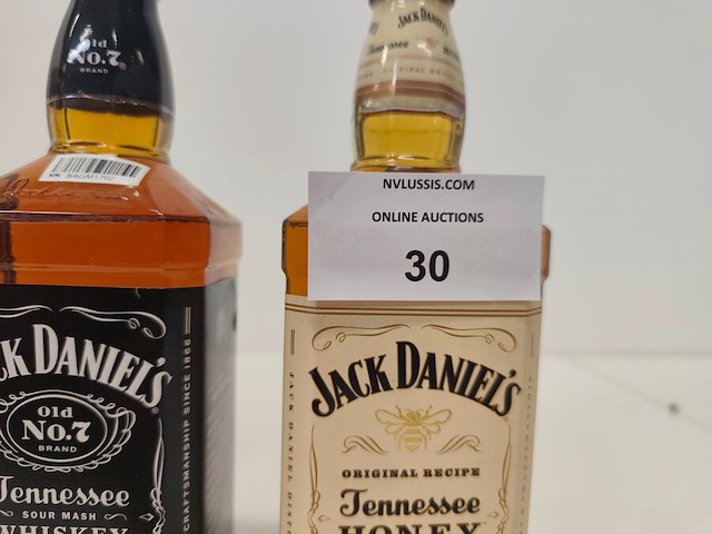 1 fles baccardi spiced rum, 1 fles wilderen wiggle likeur, 1 fles jack daniels 1l, 1 fles jack daniels tennessee honey likeur 1l - afbeelding 6 van  6