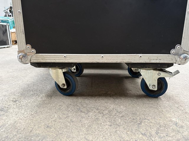 1 flightcase - afbeelding 2 van  7