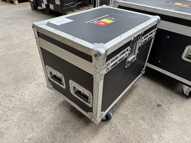1 flightcase - afbeelding 3 van  7