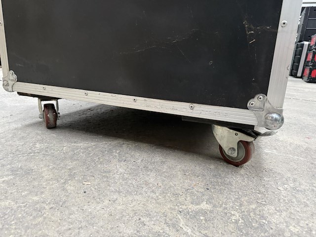 1 flightcase - afbeelding 2 van  7
