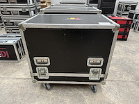 1 flightcase - afbeelding 1 van  7
