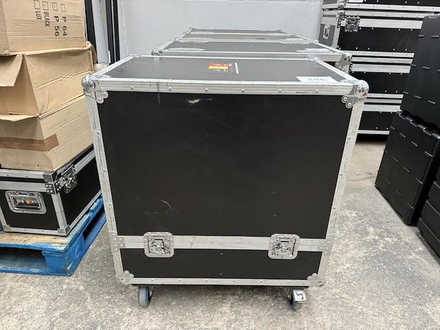 1 flightcase - afbeelding 1 van  7