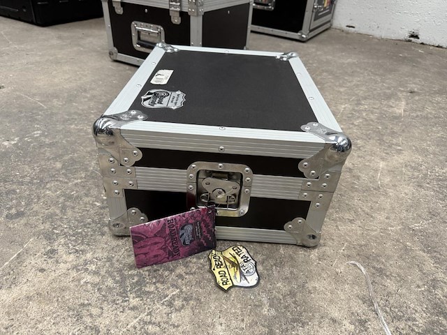 1 flightcase - afbeelding 1 van  8