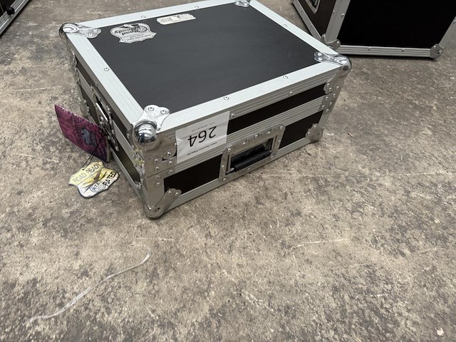 1 flightcase - afbeelding 2 van  8