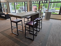1 formicahouten presentatietafel met glazen open kast met verlichting - afbeelding 2 van  9