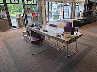 1 formicahouten presentatietafel met glazen open kast met verlichting - afbeelding 5 van  12