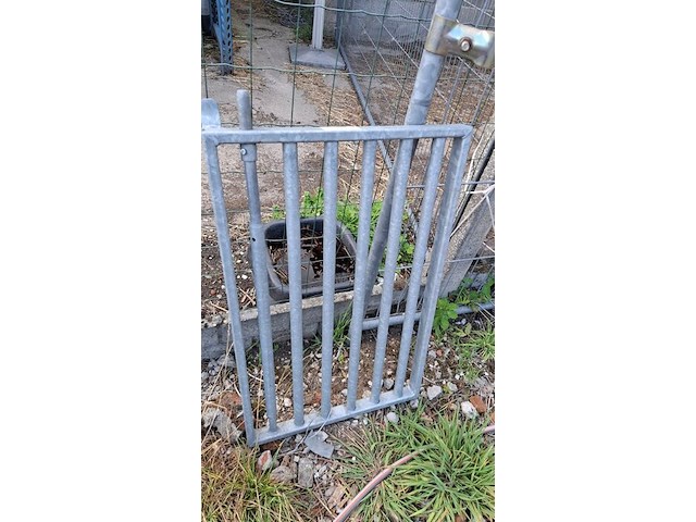 1 galva traliehek voor paardenstal 80cm hoog x 50cm breed - afbeelding 2 van  3