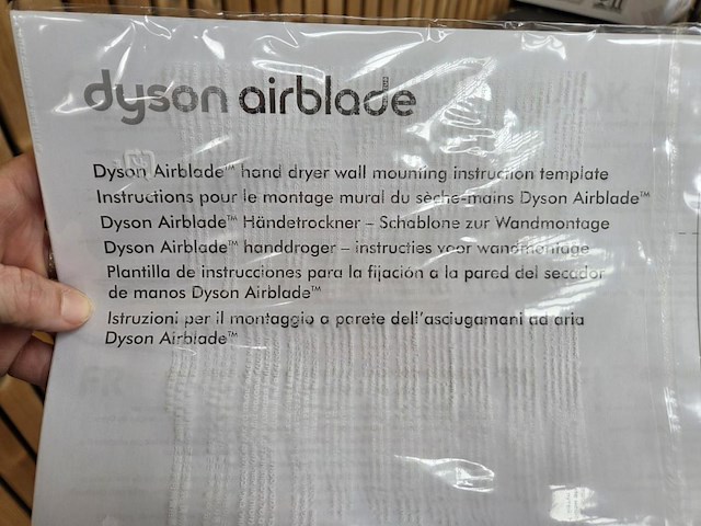1 gedemonteerde dyson airblade - afbeelding 11 van  11