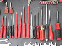 1 gereedschapskoffer, 61 diverse stuks gereedschap - afbeelding 4 van  5