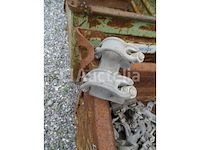 1 gesloten contourtray met grote set enkel- en dubbele bevestigingen - afbeelding 6 van  8