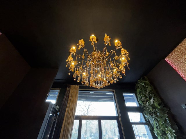 1 goudkleurige kroonluchter - afbeelding 2 van  2