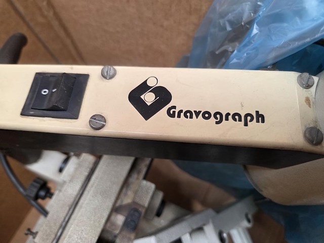 1 graveermachine gravograph g.u 70 - 40 - afbeelding 2 van  5