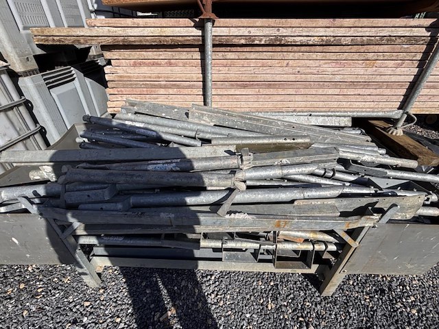 1 groot lot div bouwmaterialen/onderdelen - afbeelding 12 van  12