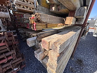 1 groot lot planken, balken, stuttingsmateriaal - afbeelding 2 van  8