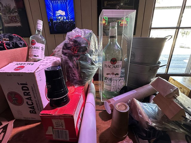 1 groot lot promomateriaal bacardi - afbeelding 4 van  10