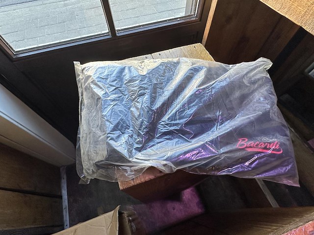 1 groot lot promomateriaal bacardi - afbeelding 9 van  10