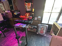 1 groot lot promomateriaal coca-cola - afbeelding 1 van  12