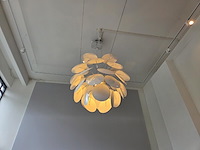1 grote bloemvormige lamp discoco by christophe mathieu for marset