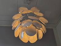 1 grote bloemvormige lamp discoco by christophe mathieu for marset - afbeelding 2 van  6