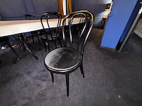 1 grote tafel vv 16 stoelen - afbeelding 5 van  6