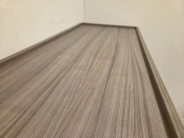 1 hoge formicahouten tafel - afbeelding 3 van  4