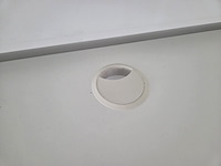 1 hoge metalen tafel met volkern blad - afbeelding 1 van  4