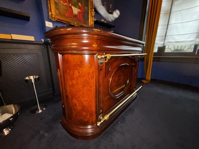 1 houten barmeubel - afbeelding 2 van  7