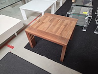 1 houten bijzettafel - afbeelding 1 van  4