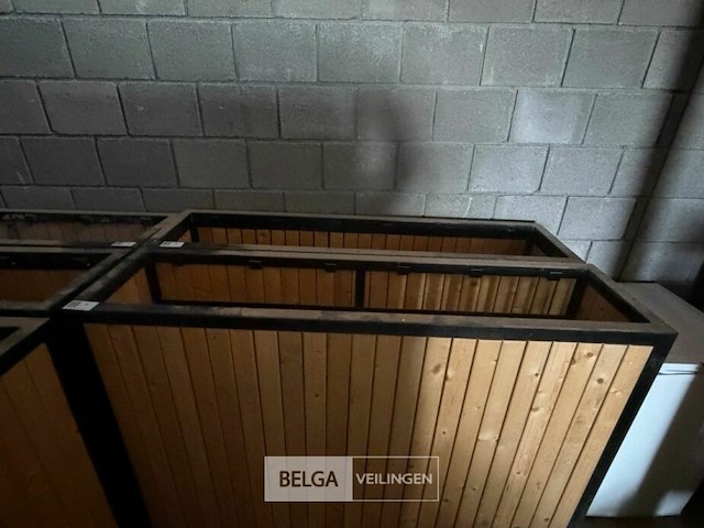 1 houten bloembak - afbeelding 1 van  5