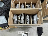 1 houten kist met 4 spots hqi 150watt met haak - afbeelding 3 van  7