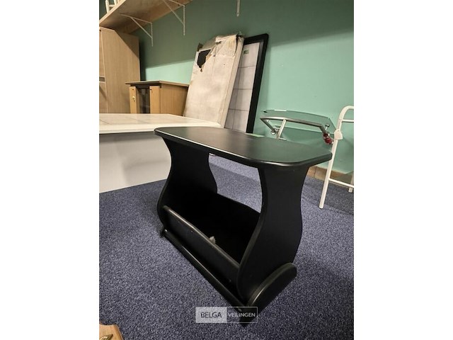 1 houten krantenrekje - afbeelding 2 van  2