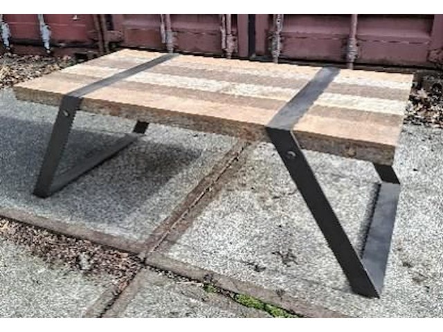 1 houten salontafel met ijzer poten - afbeelding 3 van  3