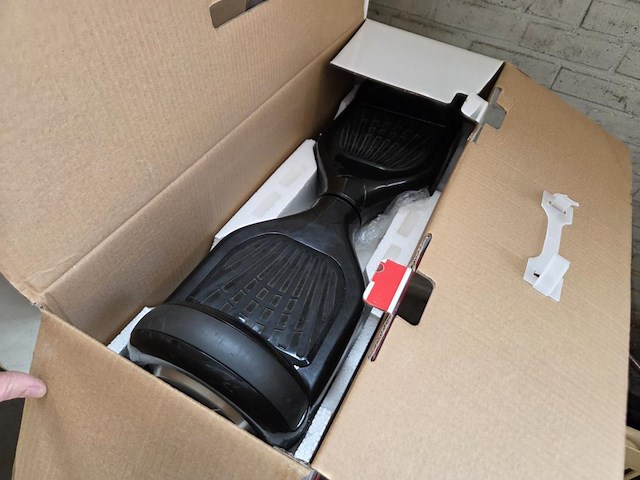 1 hoverboard - afbeelding 1 van  4