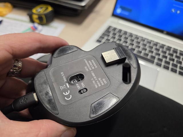 1 hp probook laptop - afbeelding 4 van  9