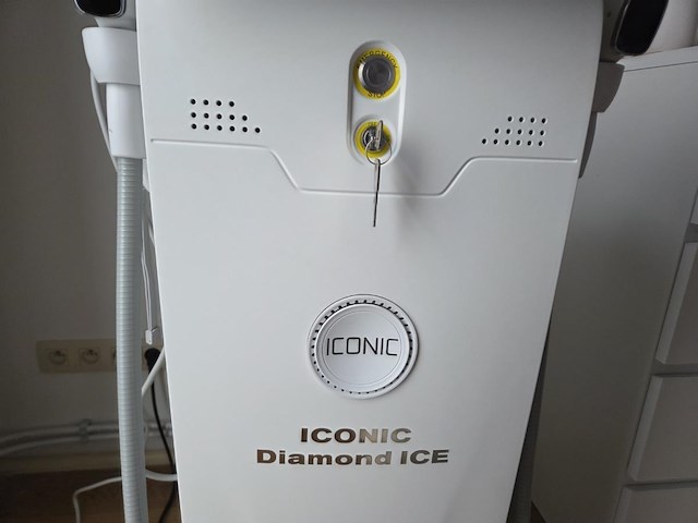 1 iconic diamond ice diode laser hair removal device - afbeelding 12 van  26