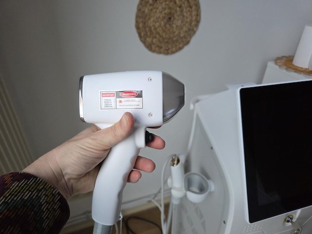 1 iconic diamond ice diode laser hair removal device - afbeelding 22 van  26