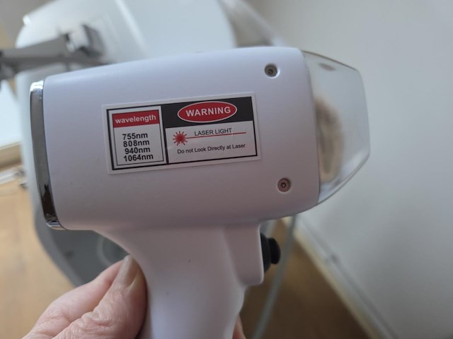 1 iconic diamond ice diode laser hair removal device - afbeelding 25 van  26