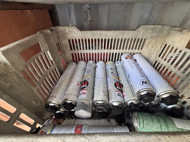 1 inhoud container - afbeelding 4 van  11