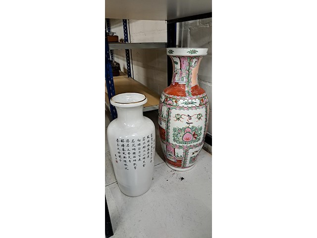 1 japanse en 1 chinese vaas - afbeelding 2 van  2