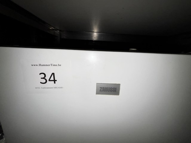 1 kleine koelkast zanussi zrx307w - afbeelding 2 van  4