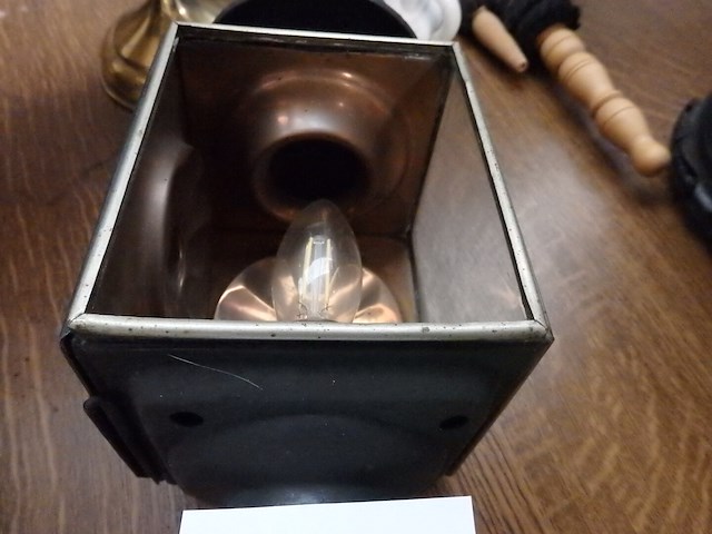 1 koetslicht - afbeelding 2 van  2