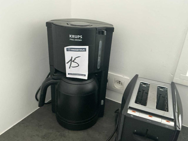 1 koffiezetapparaat krups en 1 broodrooster - afbeelding 3 van  3