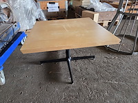 1 laag tafeltje - afbeelding 1 van  3