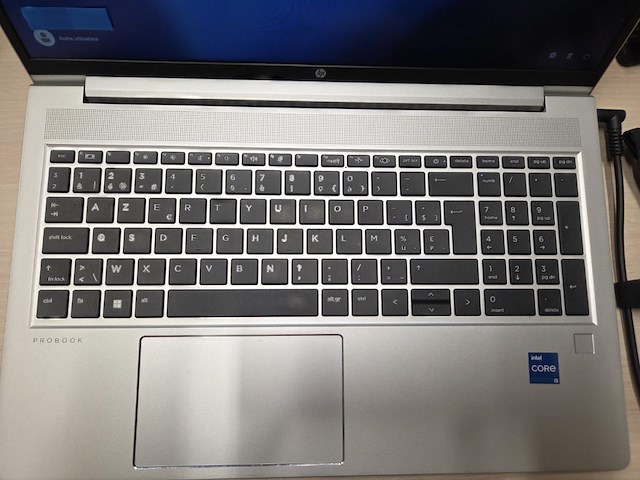 1 laptop hp probook - afbeelding 1 van  5