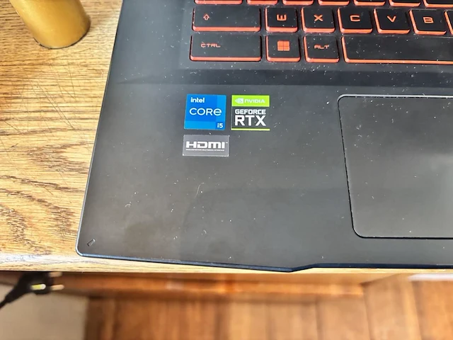1 laptop msi - afbeelding 3 van  5
