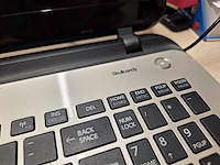 1 laptop toshiba satellite l50d - afbeelding 1 van  7