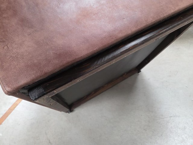 1 lederen bijzettafel - afbeelding 4 van  4