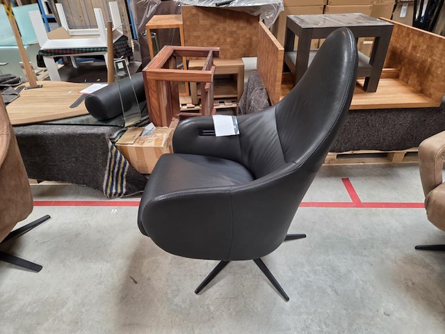 1 lederen elektrische draaifauteuil grazia - afbeelding 4 van  7